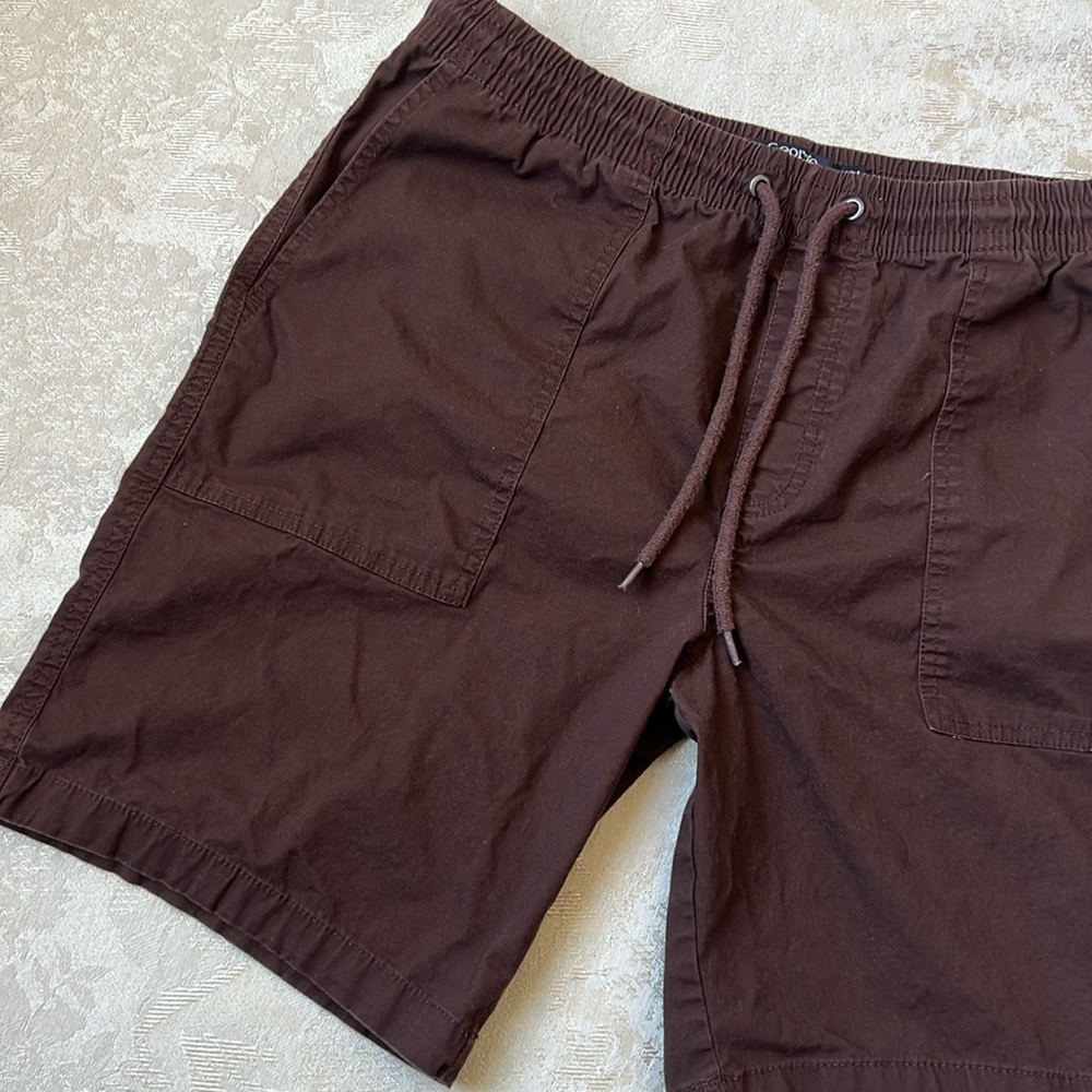 George Shorts - Picture 2 of 10